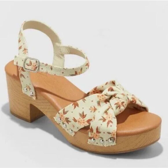 (43-2177) Women's Eleanor Heels - Universal Thread Cream 11 - Picture 1 of 11